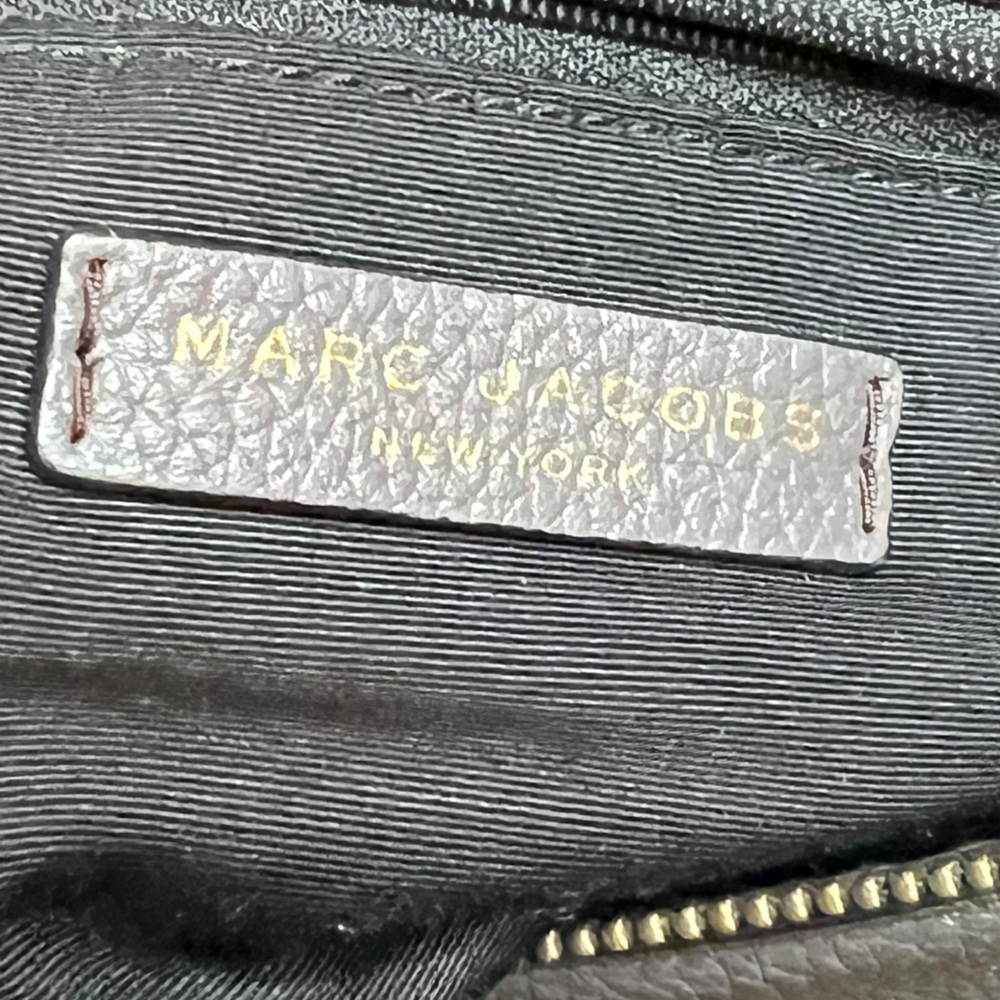 Marc Jacobs Crossbody Hobo Bag Purse EUC - Picture 11 of 15